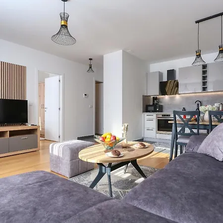 Perla With Free Parking Apartamento Zadar