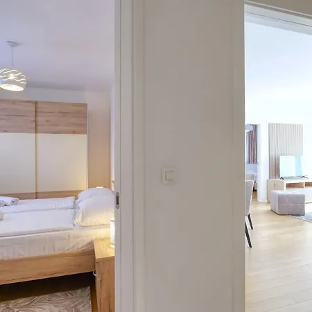 Perla With Free Parking Apartment Zadar