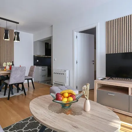 Apartment Perla With Free Parking Zadar