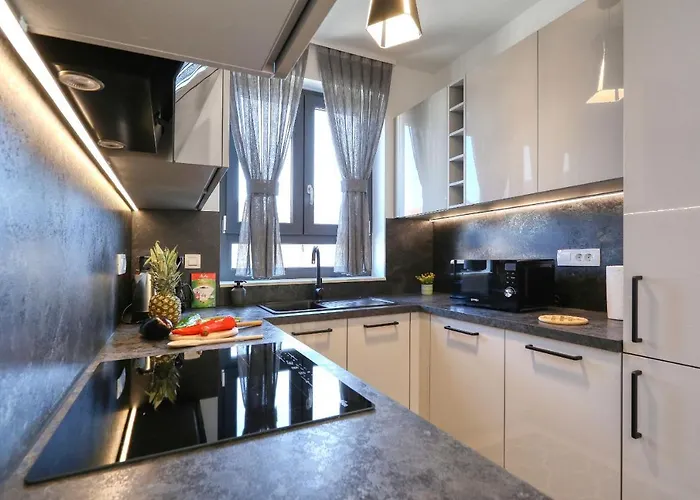 Perla With Free Parking *