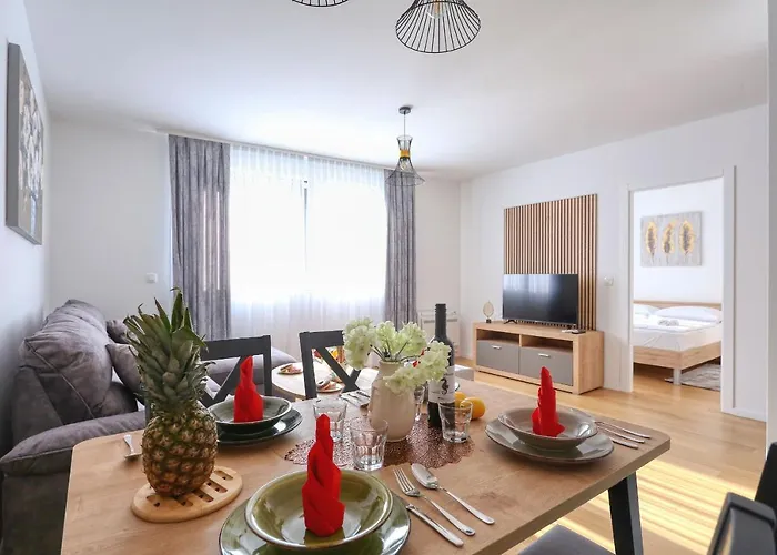 Perla With Free Parking زادار