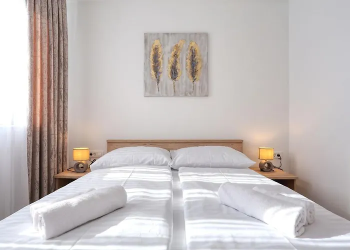 Perla With Free Parking ザダル